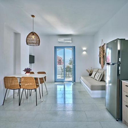 Etherio Apartment II Piso Livadi Exteriér fotografie