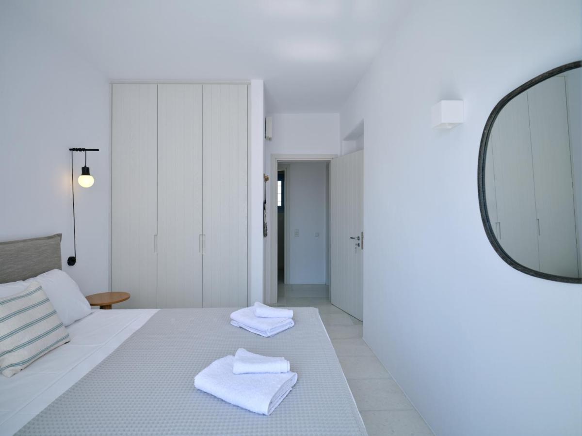 Etherio Apartment II Piso Livadi Exteriér fotografie