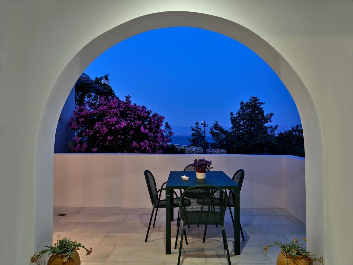 Etherio Apartment II Piso Livadi Exteriér fotografie
